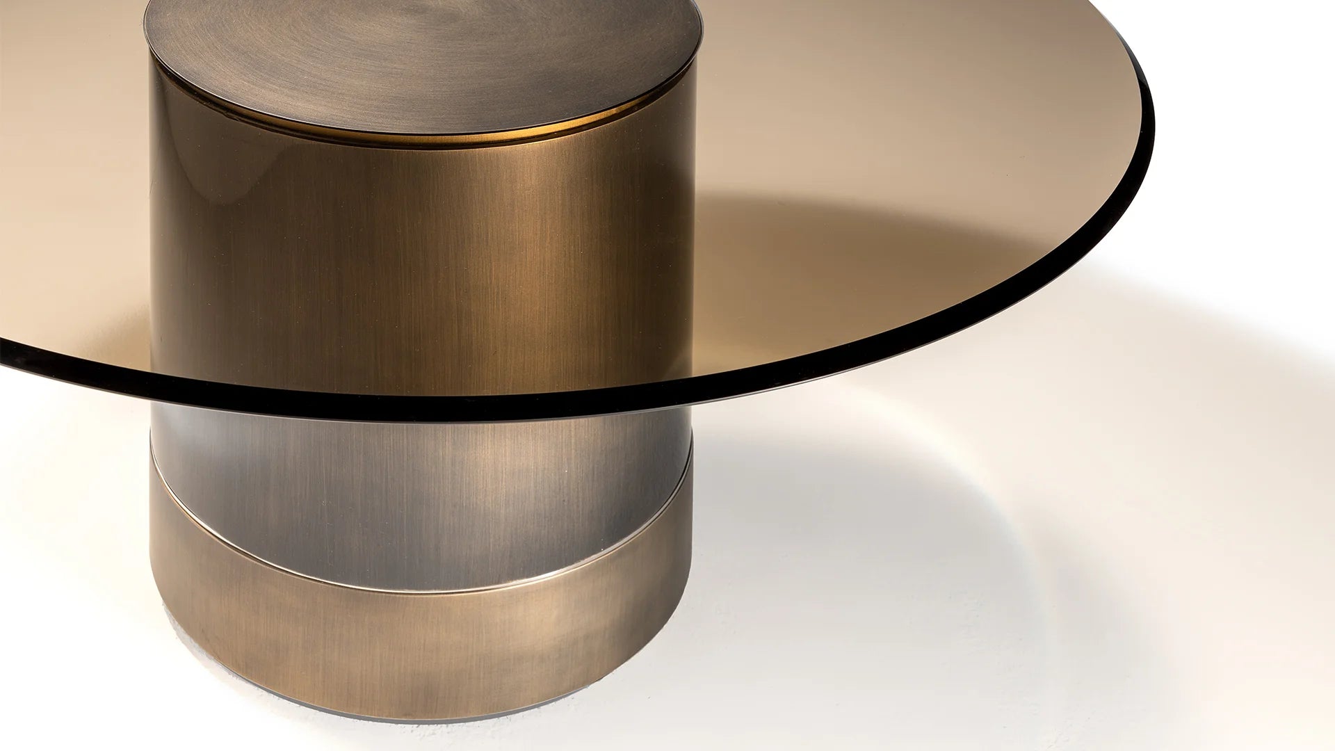 Tau 40 Steel Vetro tavolino