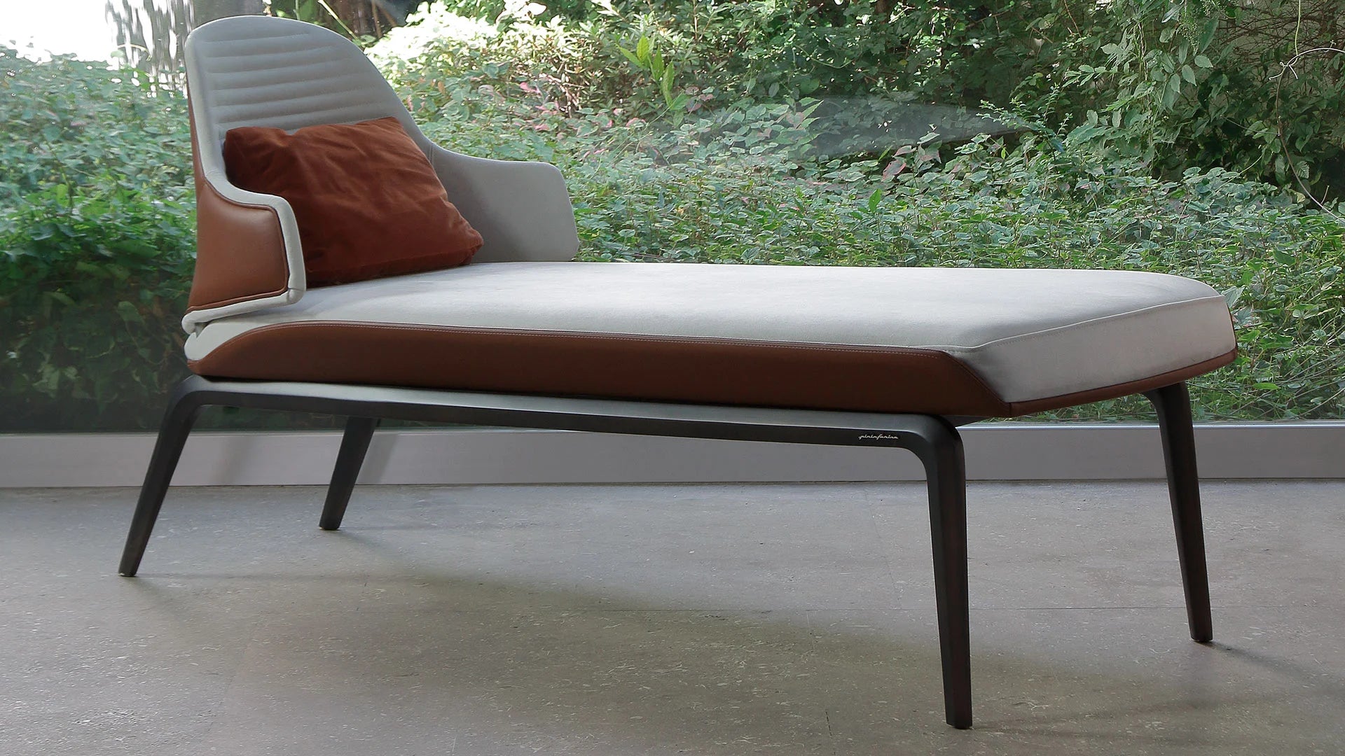 Vela chaise longue pelle colorata