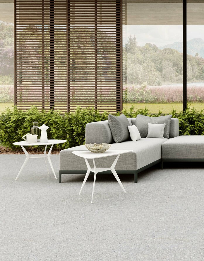 Biplane XS triangular outdoor tavolino