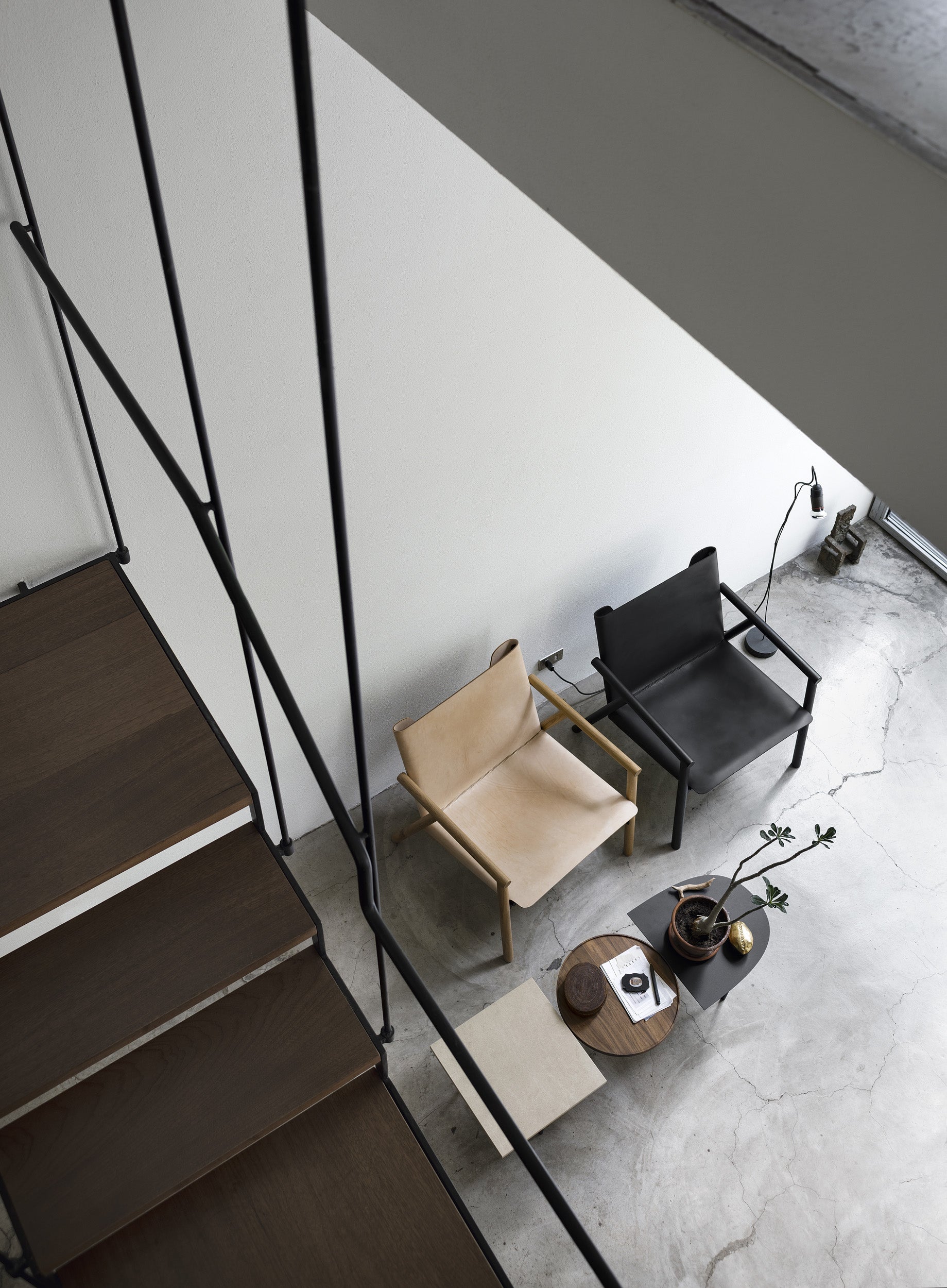 1085 Edition sedia/ poltroncina