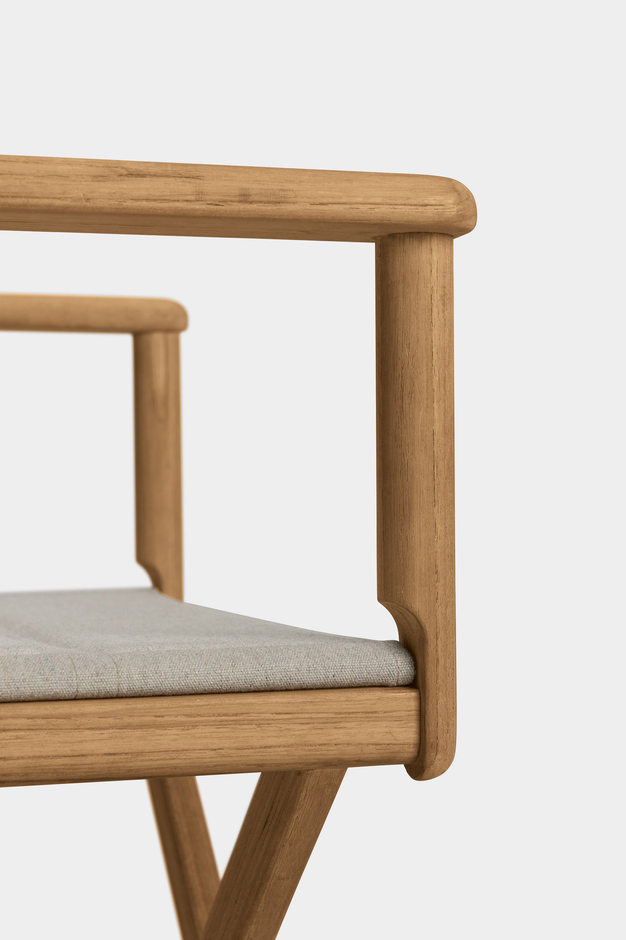 Stria sedia indoor/outdoor