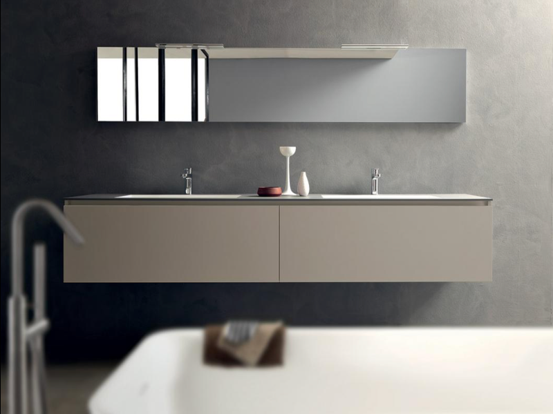 Light bagno