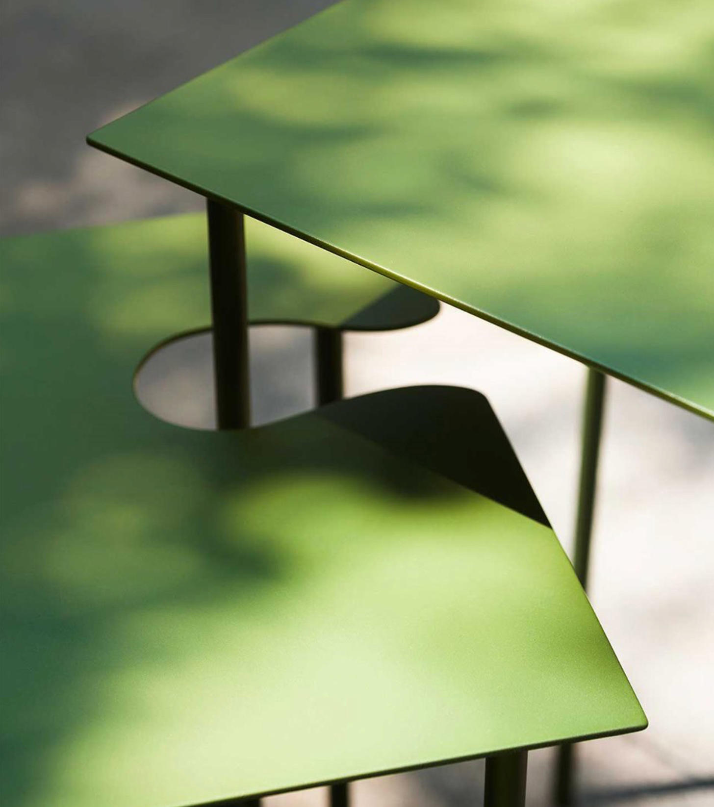 Softer than Steel tavolino 49x49