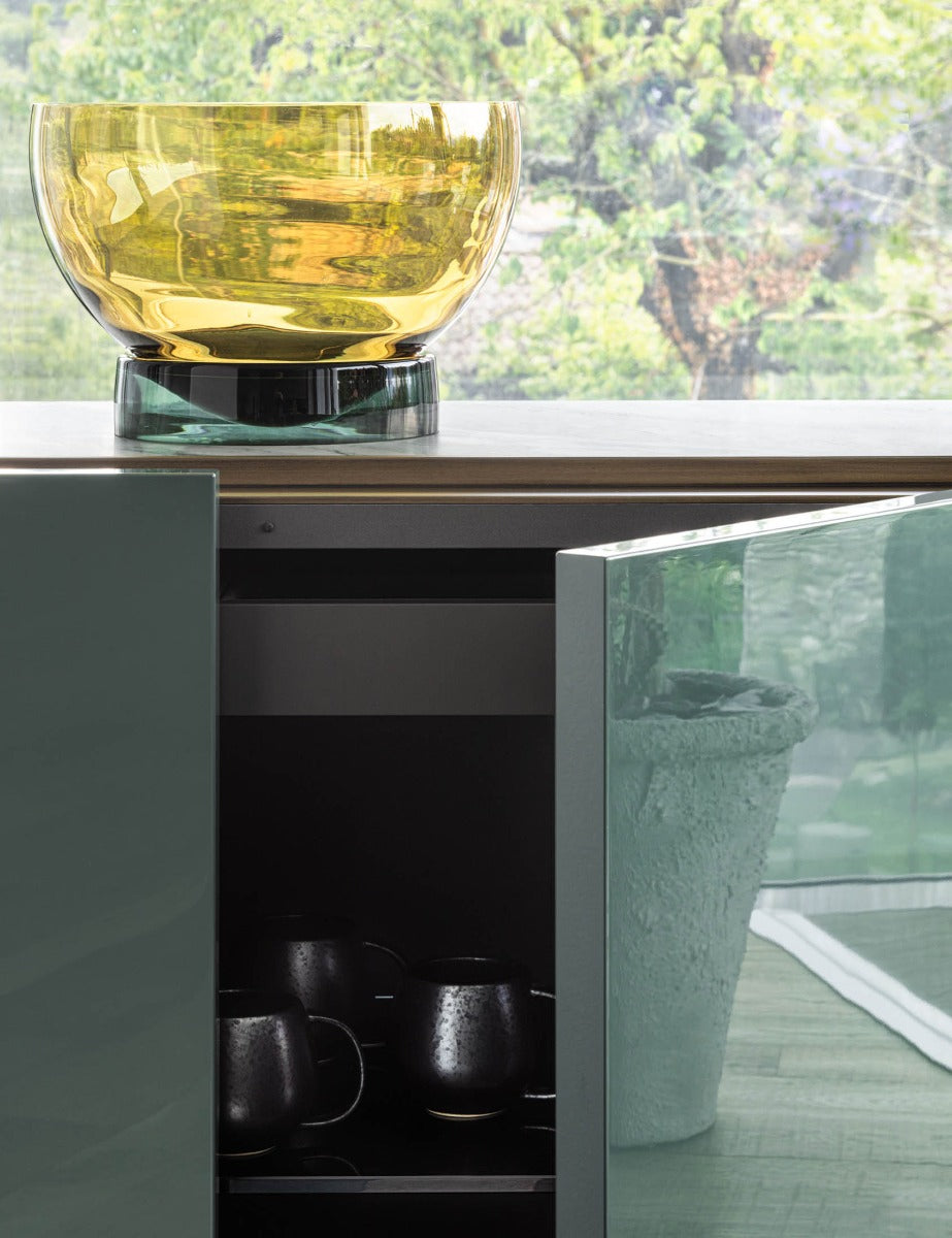 Florens madia laccata opaca