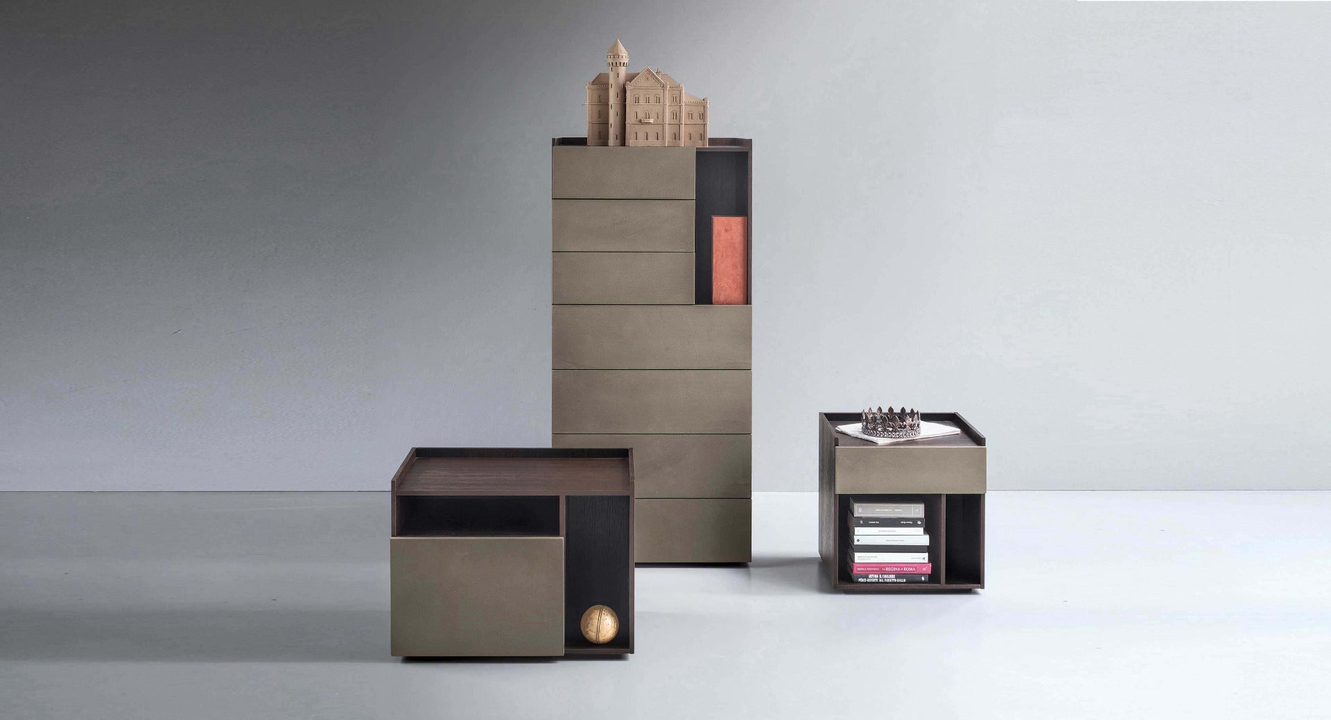 Tip cassettiera laccata lucida