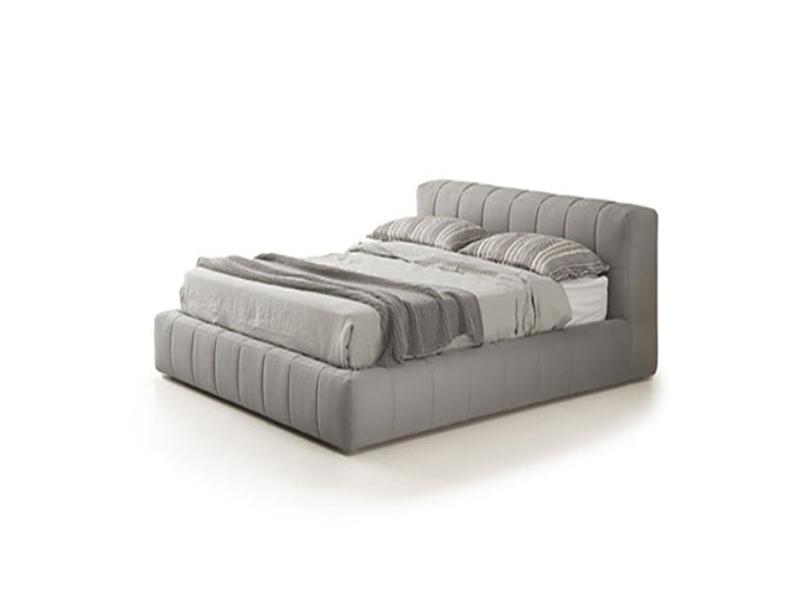 Terence letto pelle aida