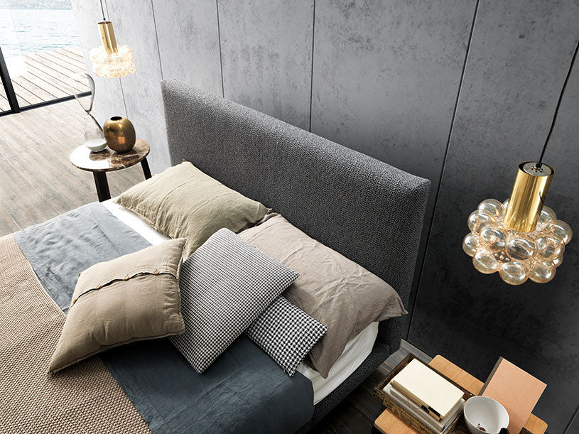 Essential letto pelle aida