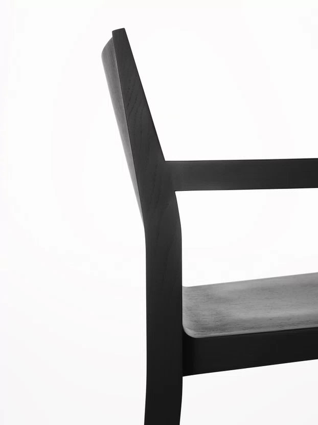 Laleggera armrest sedia