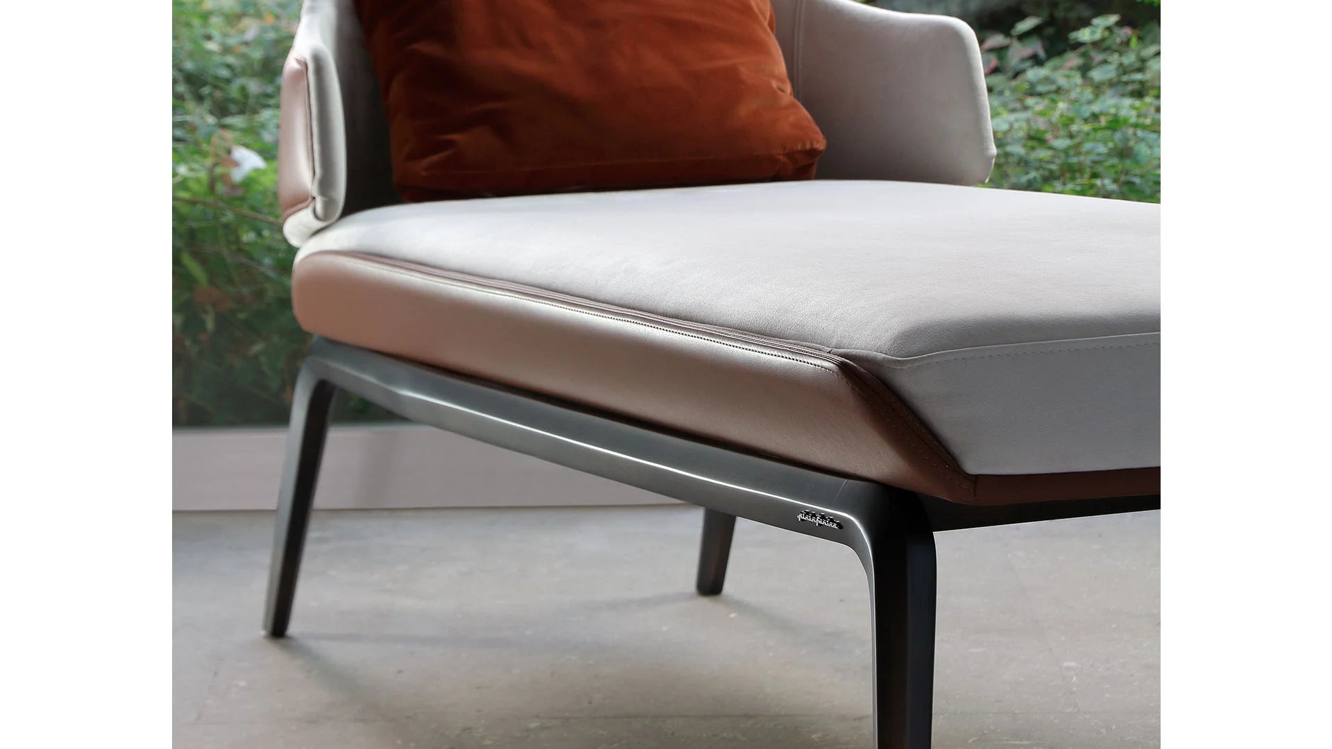 Vela chaise longue pelle colorata