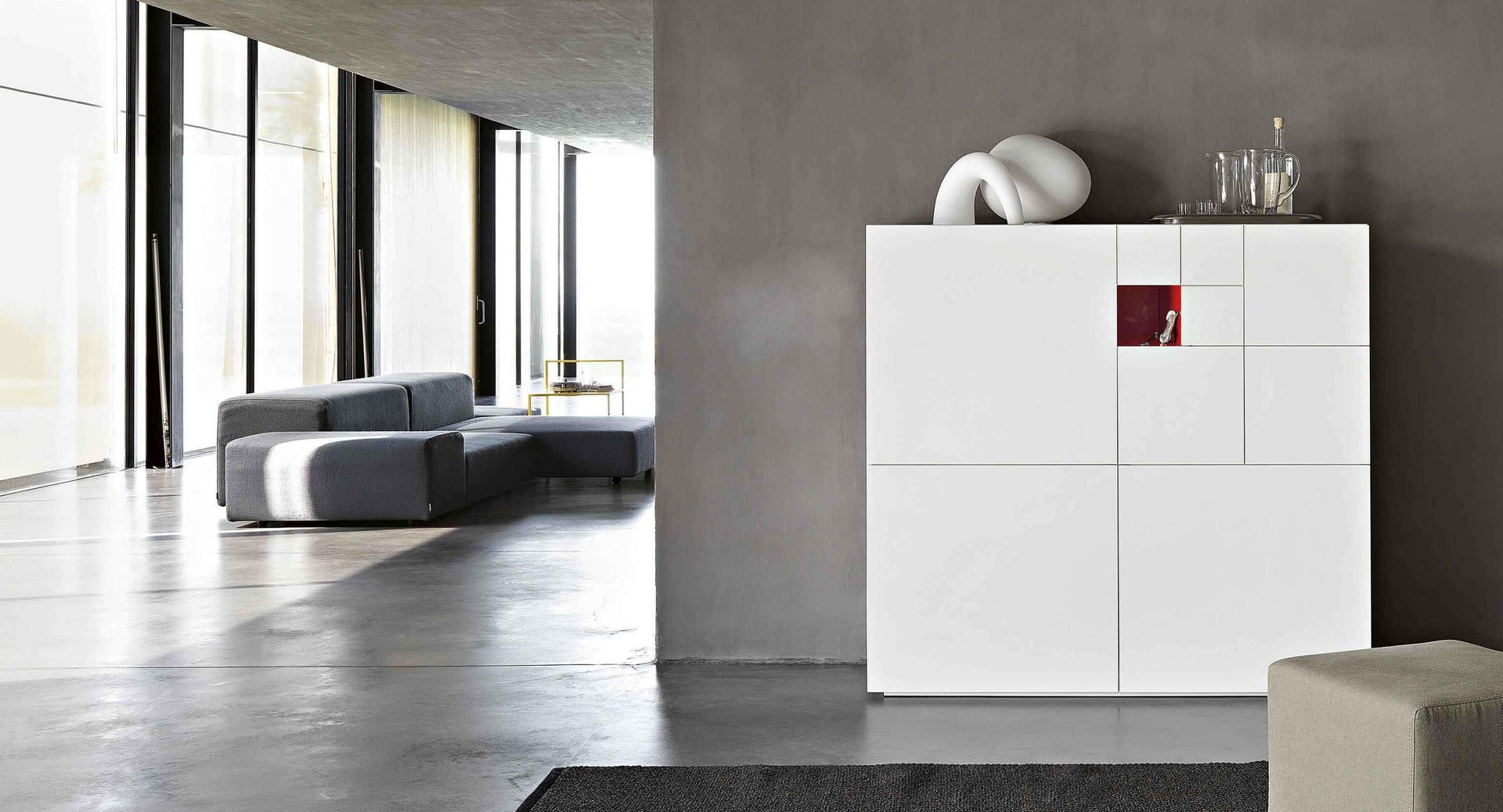 Conchiglia mobile contenitore laccato opaco