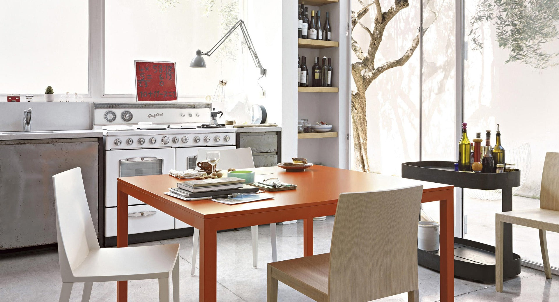 Sosia tavolo 300x90 laccato opaco