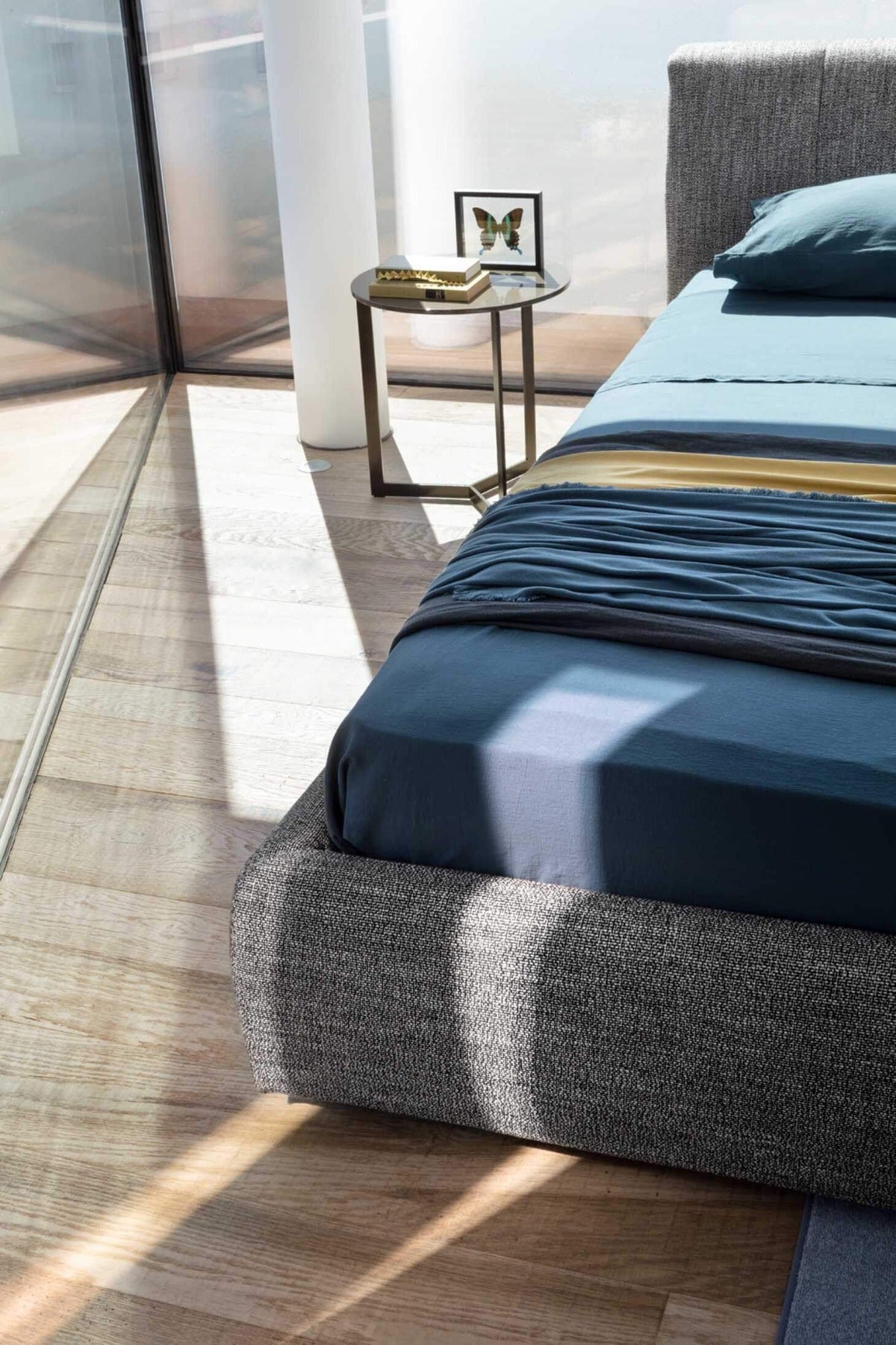 Warp Bed letto con contenitore pelle sintetica